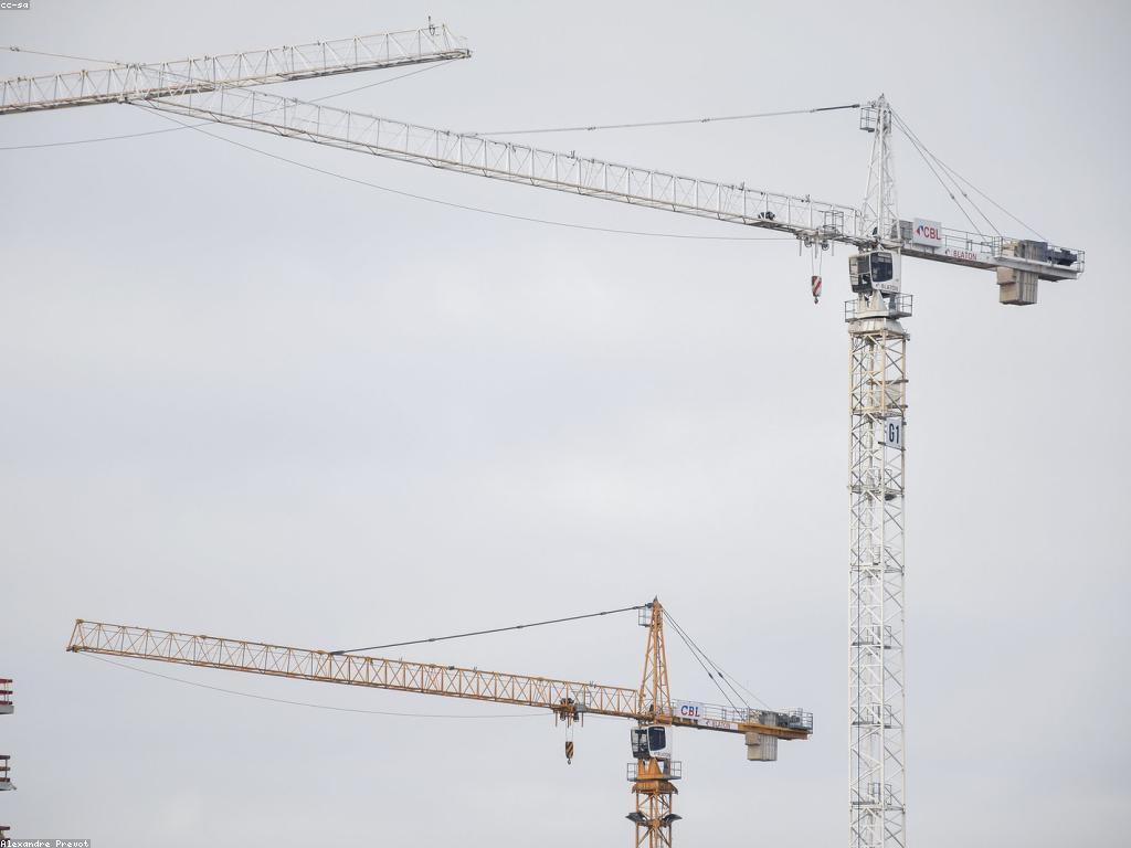 អភិវឌ្ឍន៍ស្លត: ដំណោះស្រាយសម្រាប់ការអភិវឌ្ឍន៍ប្រព័ន្ធគាំទ្រ