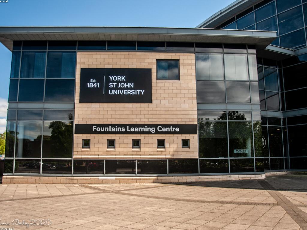 គំនិតសម្រាប់ការលេងជាមួយគ្រួសារ